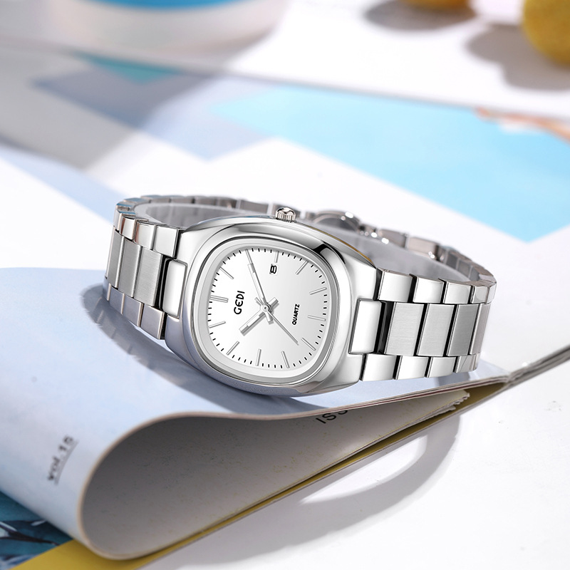 Luxury Watch Deals - นาฬิกาข้อมือผู้หญิง UTHAI CQ361 ดีไซน์ทันสมัย ตัวเรือนเหล็กแข็งแรง กันน้ำ