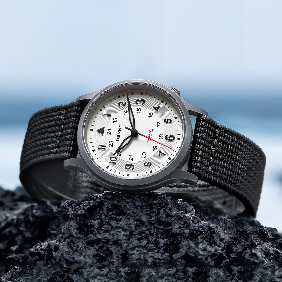 BERNY นาฬิกาไทเทเนียมสำหรับผู้ - Titanium Sport Watch บทวิจารณ์และราคา